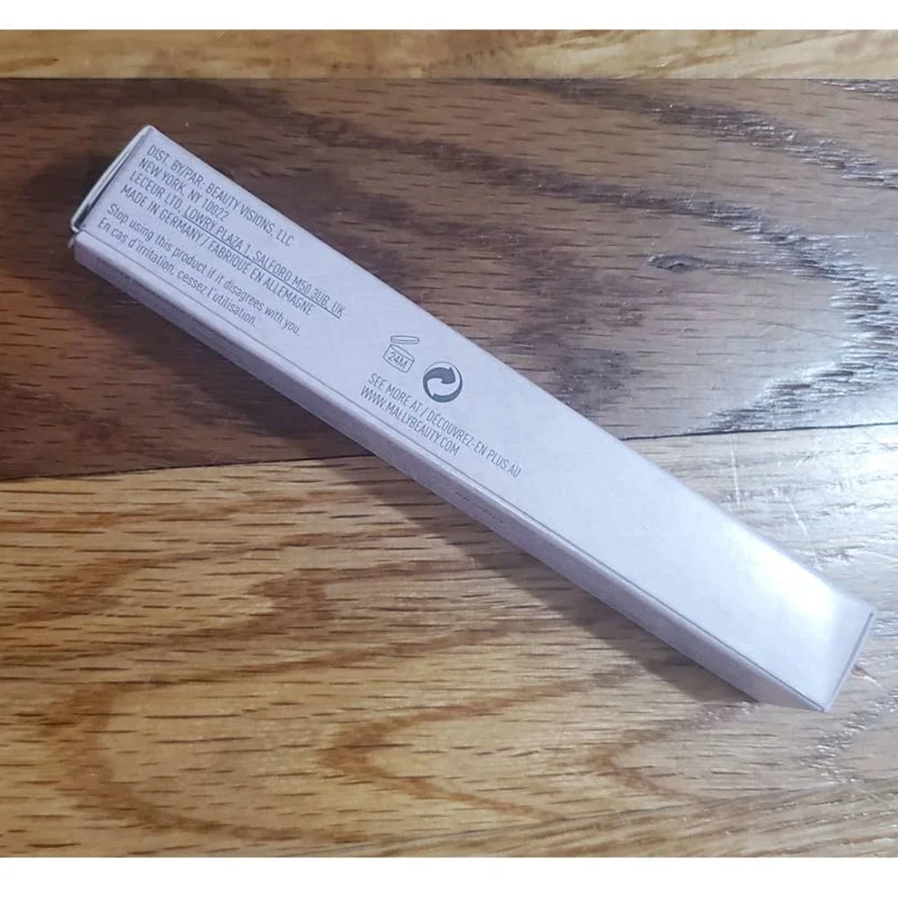 New in box! Cargo Essential Lip Gloss Vienna ~ Full Size